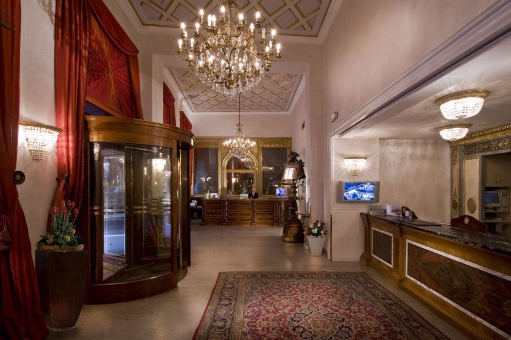 Rocco De La Hotel 5*